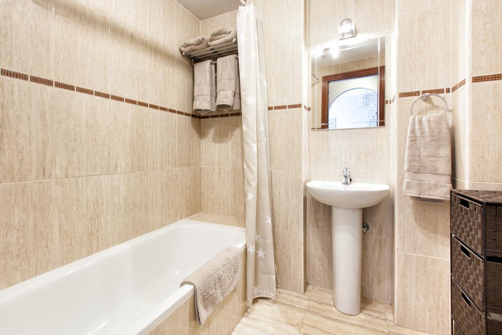Dona Elena Apartment Fuengirola Ngoại thất bức ảnh