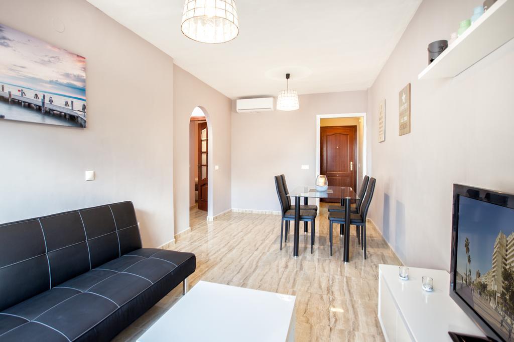 Dona Elena Apartment Fuengirola Ngoại thất bức ảnh
